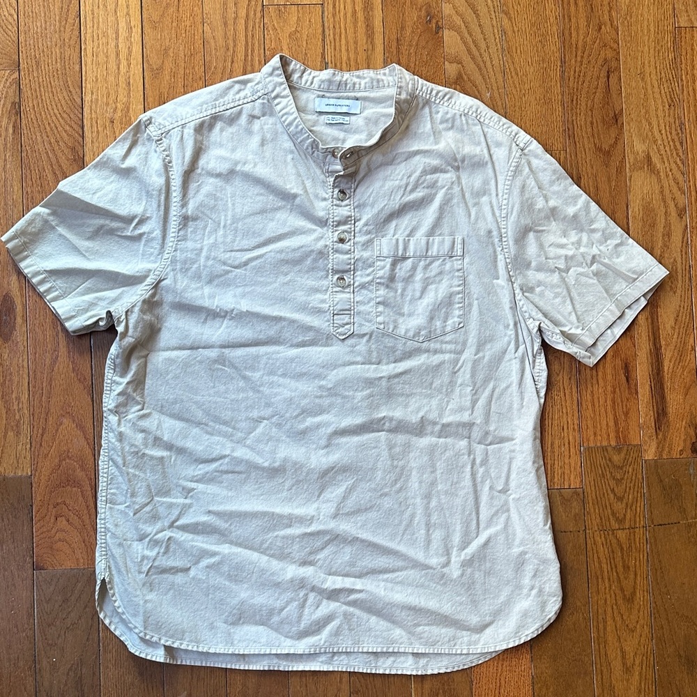 Urban Outfitters Light Gray Casual Button Down Shirt